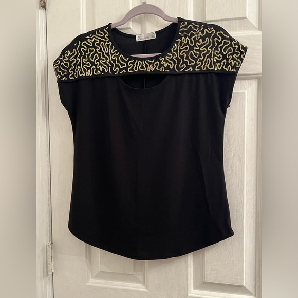 Size small black upper gold sequin mesh sleeve design shirt top - Picture 2 of 6